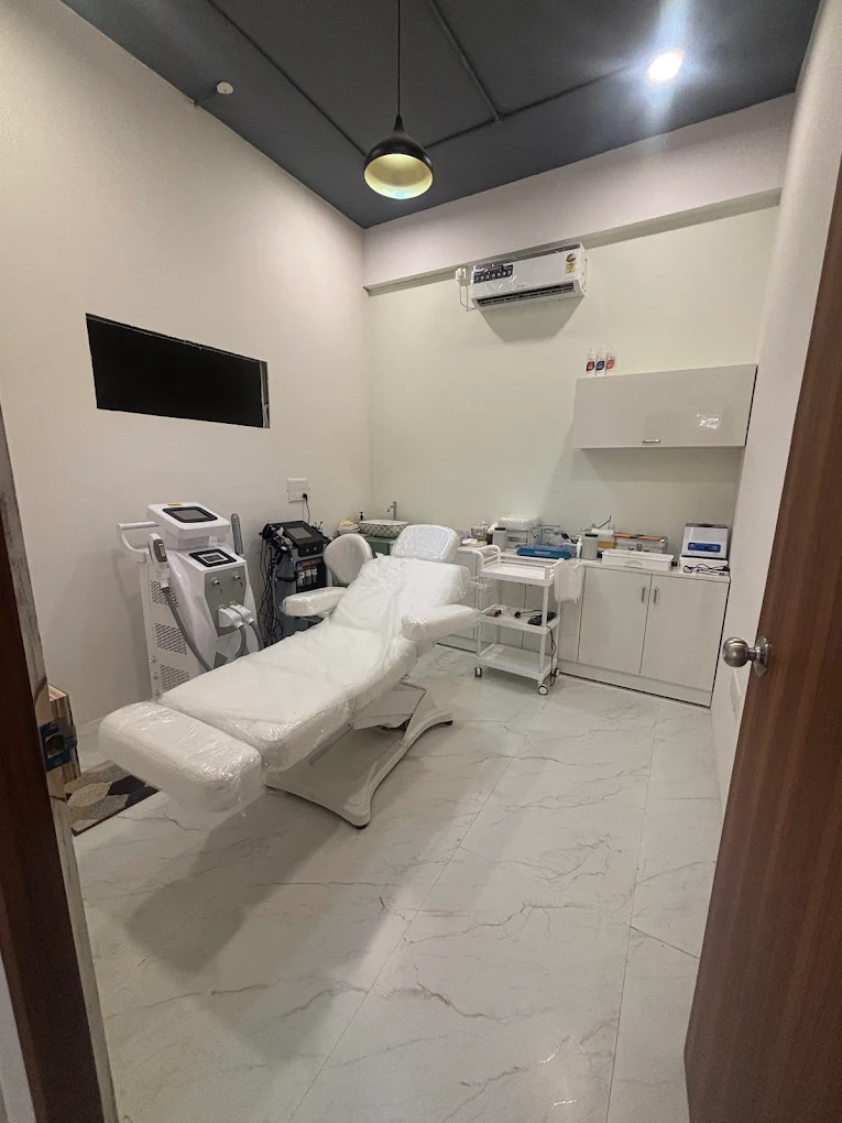 Royal Wellness Unisex Salon